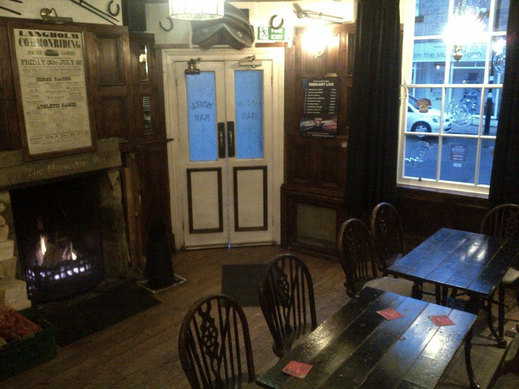 Langholm Crown Hotel المظهر الخارجي الصورة